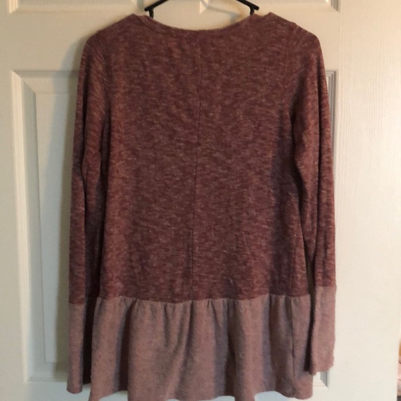 Maurice’s beaded comfortable top - Picture 7 of 7